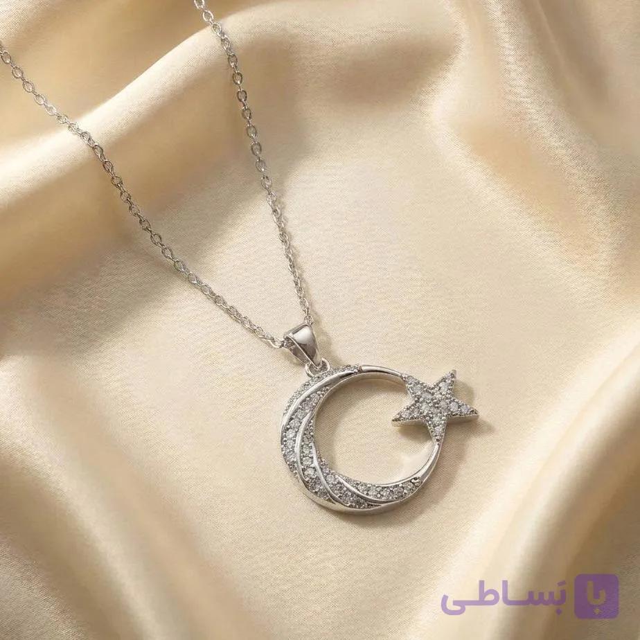 گردنبند طرح ماه و ستاره نقره‌ای پرنگین