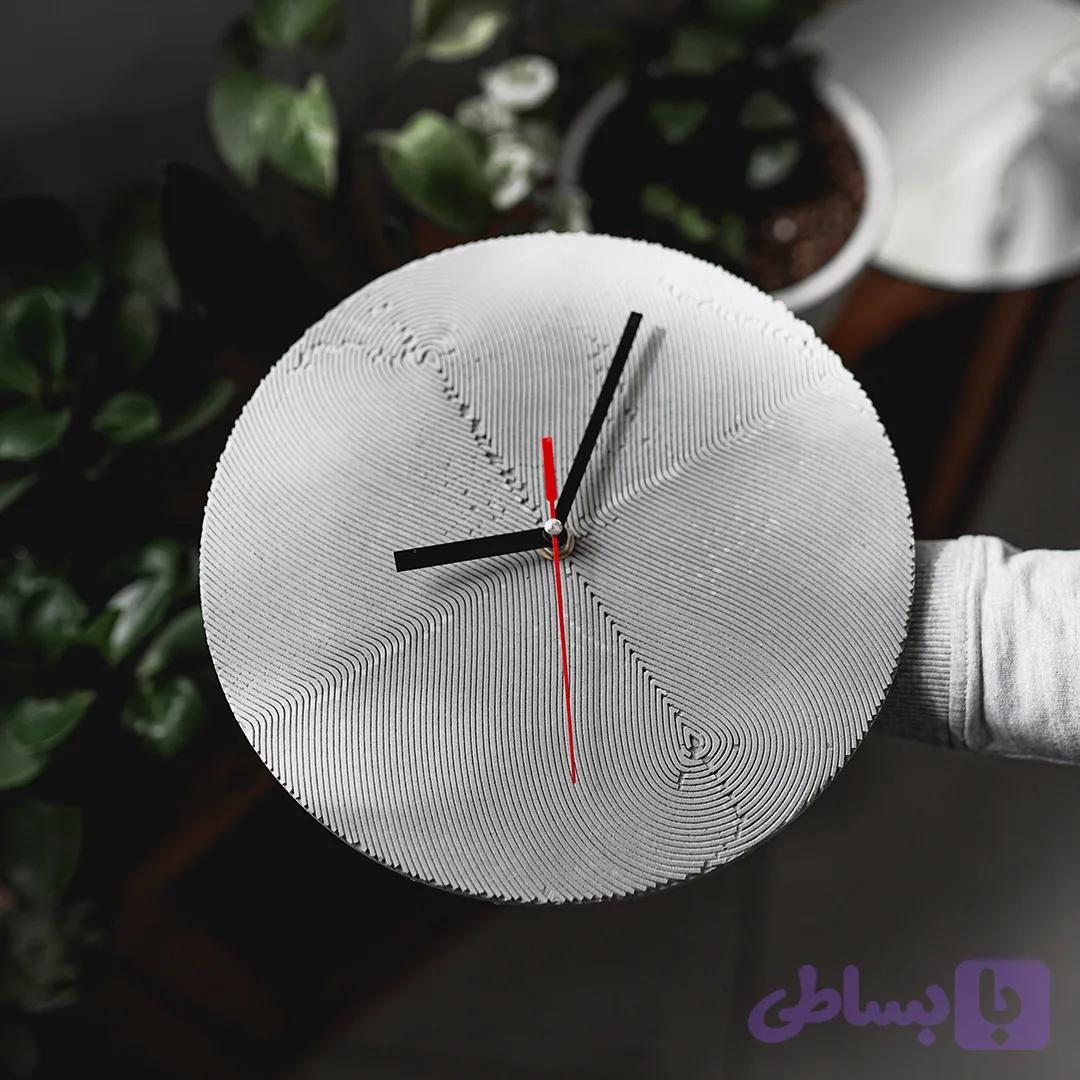 ساعت طرح دار
