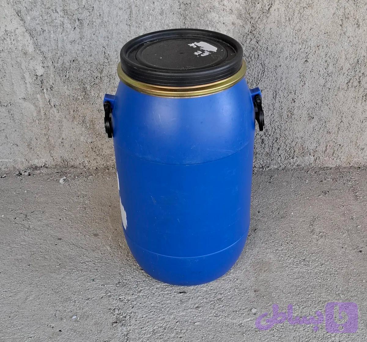 بشکه 40 لیتری در و تسمه دار خارجی استوک