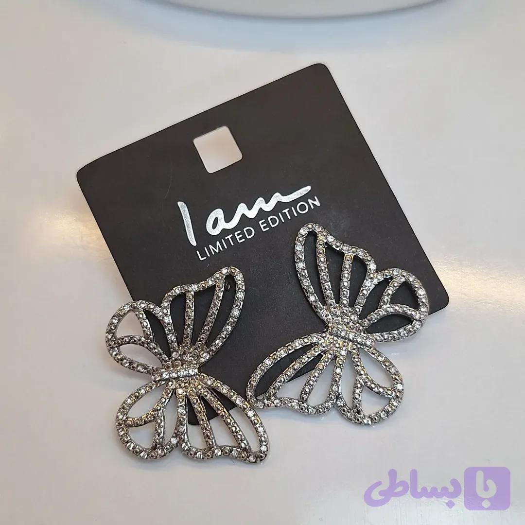 گوشواره نگینی پروانه برند iam