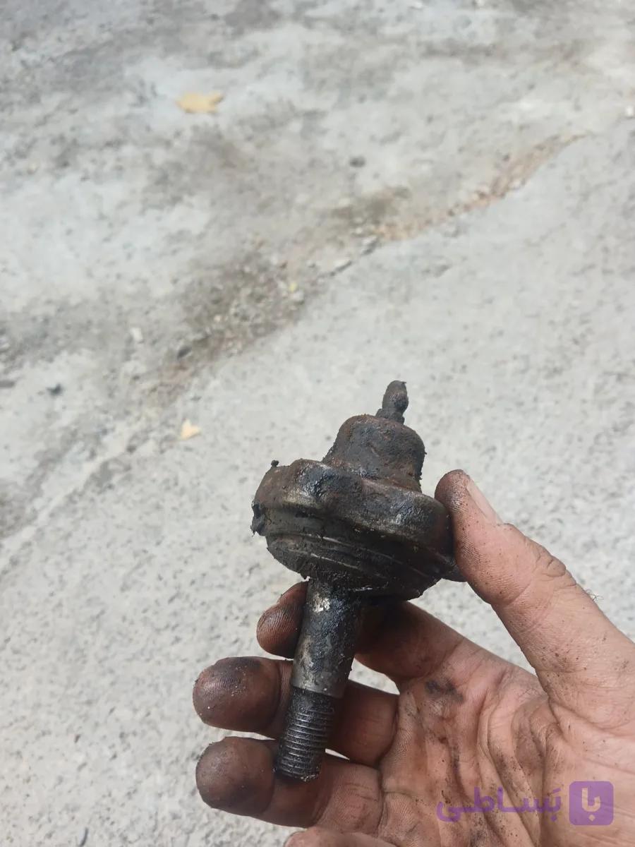 سیبک طبق بالا نیسان استوک بدون لقی و تعمیر — تصویر 1