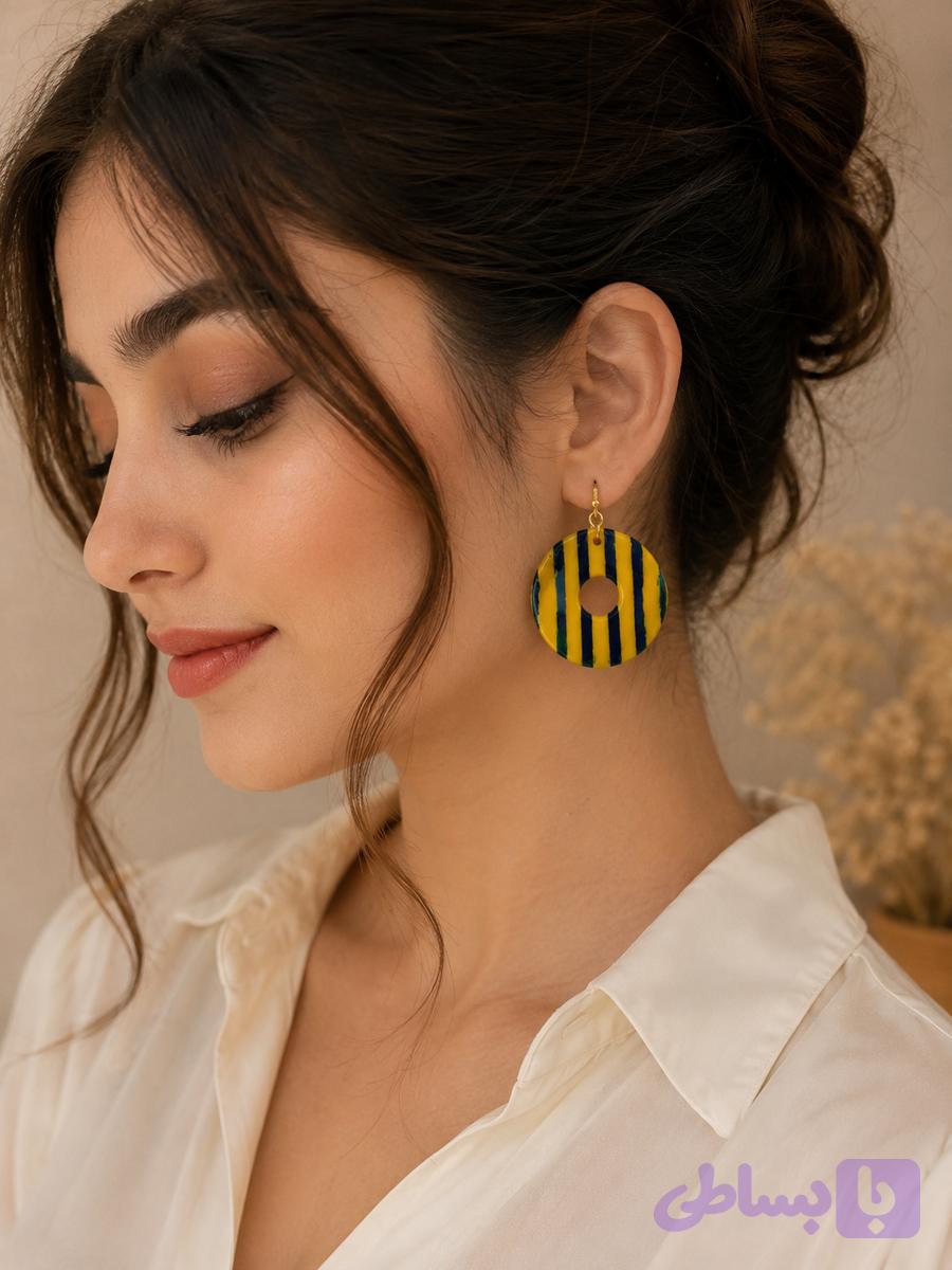 گوشواره زنبوری جنس پلیمری با روکش رزین