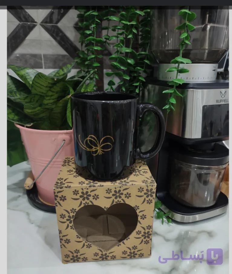 ماگ سرامیکی مشکی طلایی