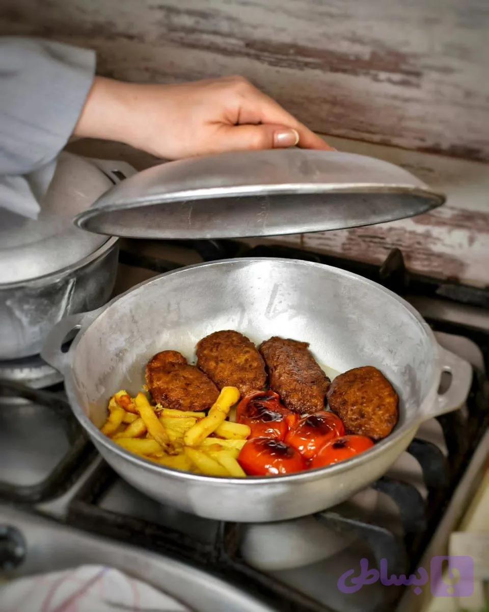 تابه روسی دو دسته درب‌دار