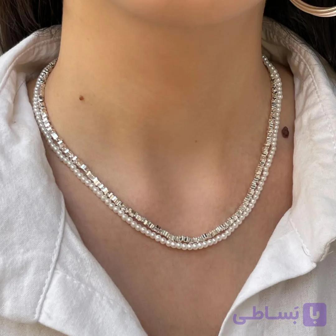گردنبند زنانه  دو ردیفه مرواریدی و گوی نقره‌ای مینیمال