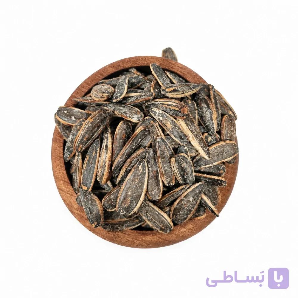 تخمه آفتابگردان کم نمک