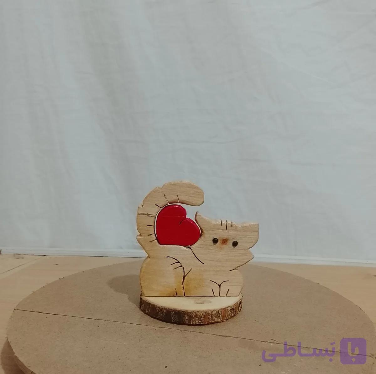استند پیشی مهربون،چوبی