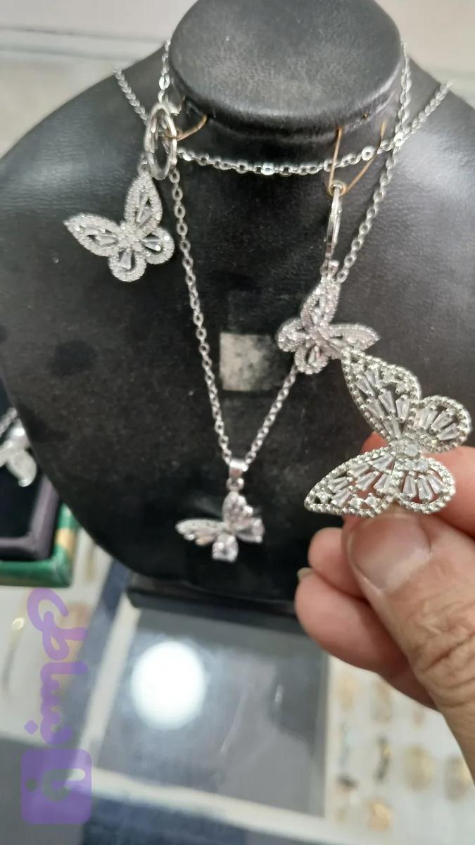ست گردنبند و گوشواره پروانه