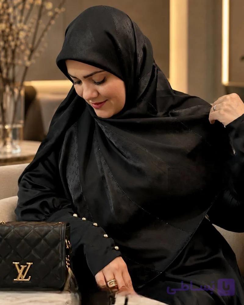روسری سافاری Lv دیپلمات نگین دار قواره 140