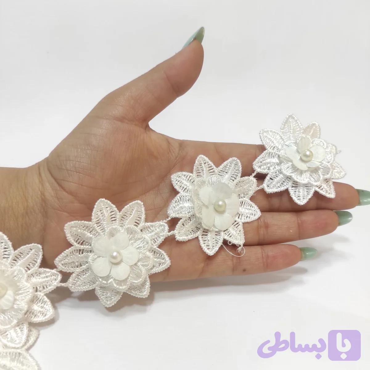 نوار یراق گل ریسه ای رنگ سفیدکد8098