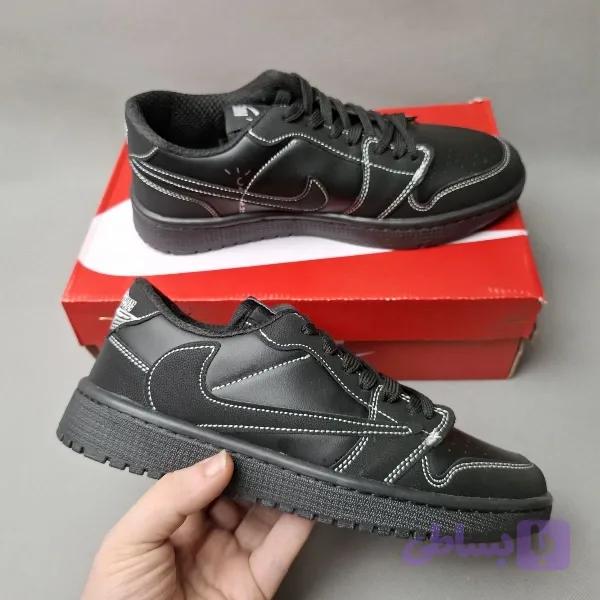 کتونی نایک جردن ترویس تمام مشکی زنانه زیره nbr عطری نرم (nike travis) — تصویر 1