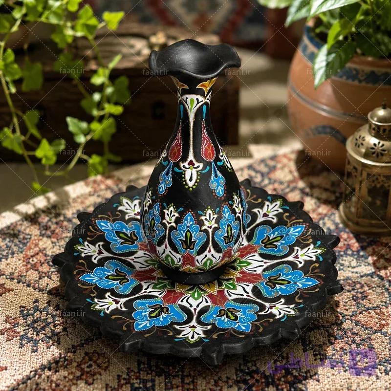 مجموعه کوزه و بشقاب سفالی نقطه کوبی — تصویر 1