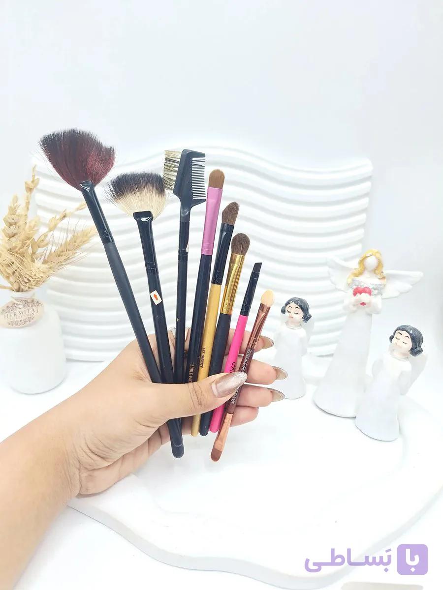 براش و قلم موی آرایشی تکی متنوع کیفیت متوسط ارسال رندم — تصویر 1