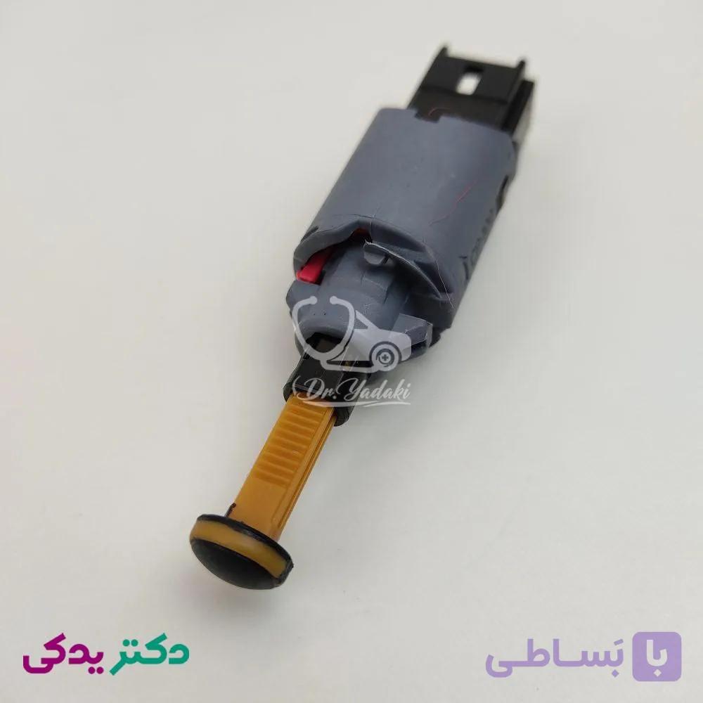 سوییچ الکتریکی استپ ترمز پژو 206 داخل کاسه پدال شرکتی ایساکو اصل 0940101409 — تصویر 1