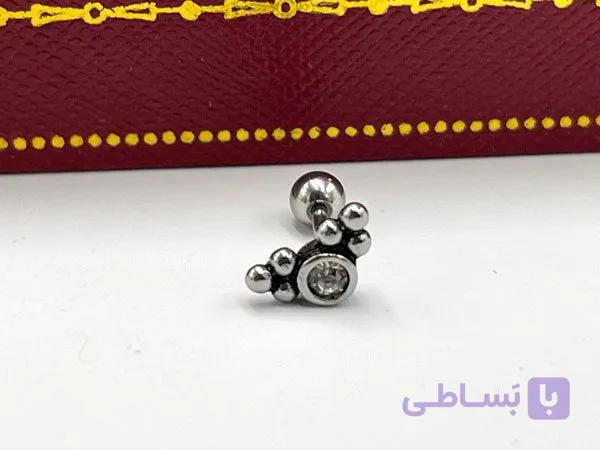 پیرسینگ گوش نگین خاص