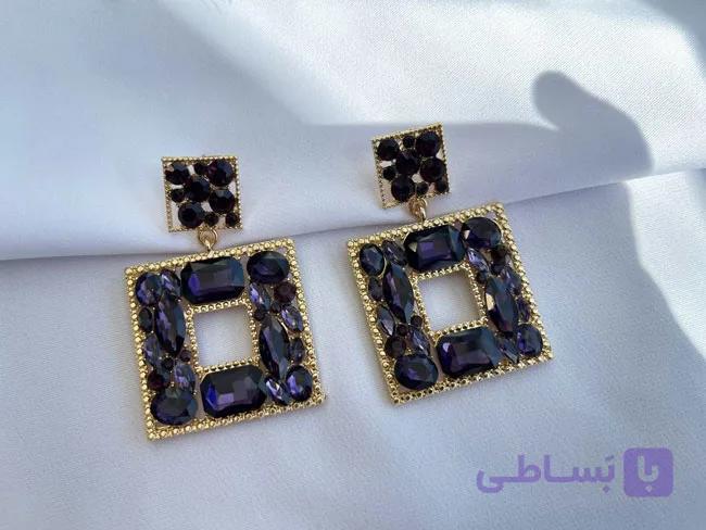 گوشواره مجلسی مربعی با سنگ طرح یاقوت بنفش کد GO19 — تصویر 1