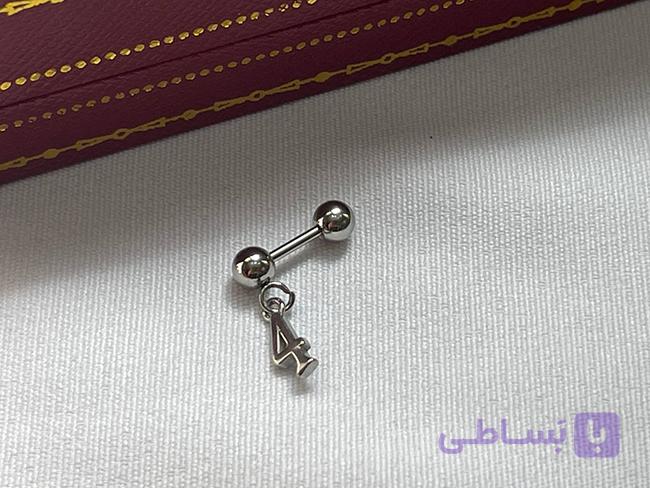 پیرسینگ گوش طرح عدد 4 نقره ای — تصویر 1