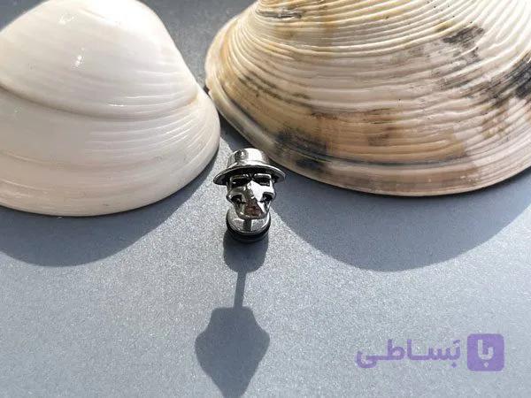 پیرسینگ گوش اسکلت کلاه دار — تصویر 1