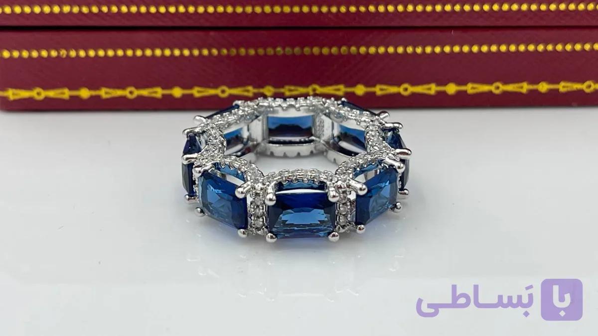 انگشتر جواهری با کریستال آبی کهربایی — تصویر 1