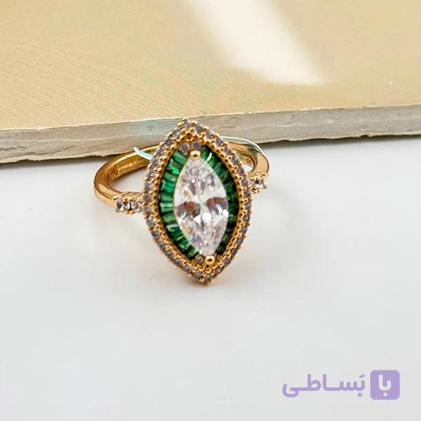 انگشتر طلایی نگین بیضی سبز و سفید — تصویر 1