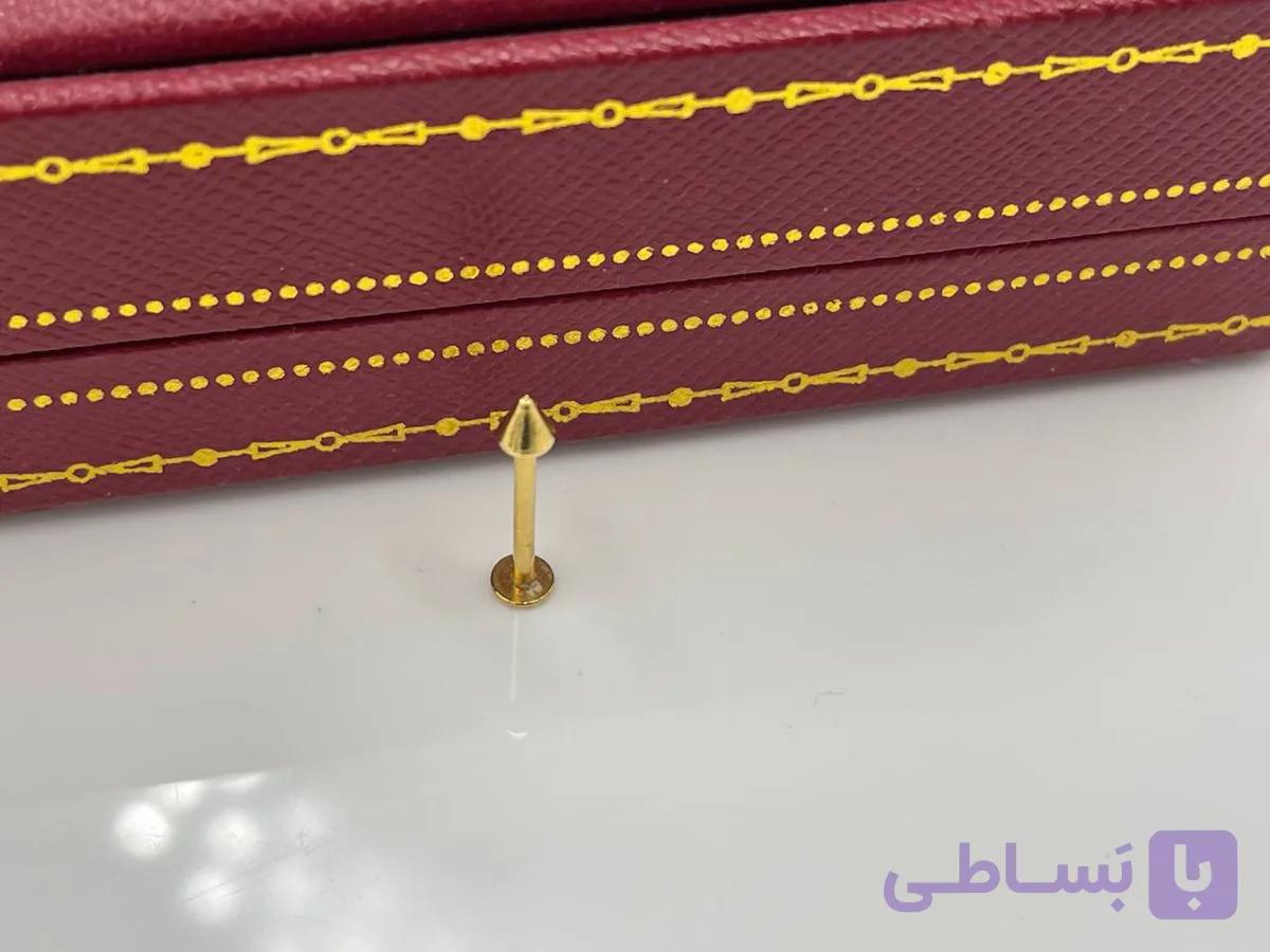 پیرسینگ لب طرح فلش