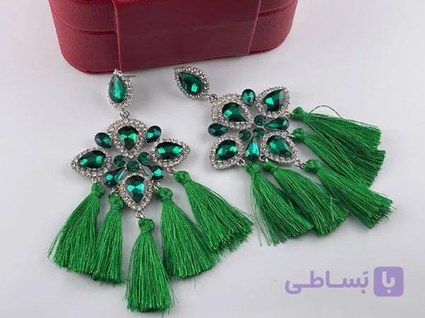 گوشواره نگین اشکی با منگوله سبز — تصویر 1