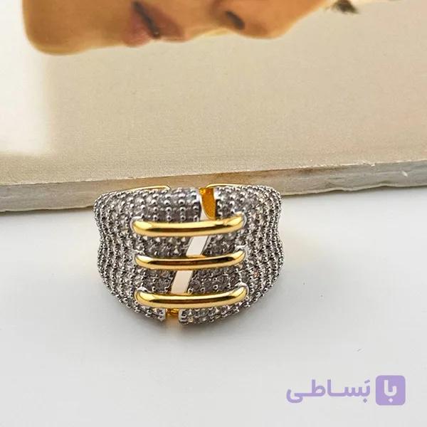انگشتر مدرن با نوارهای طلایی و نگین‌کوب — تصویر 1