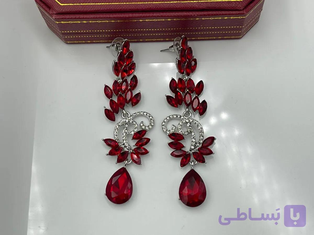گوشواره مجلسی با نگین های رنگی — تصویر 1