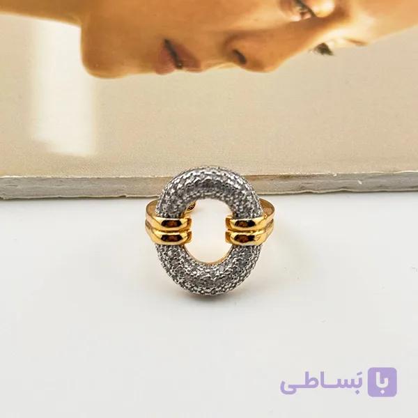 انگشتر بیضی نگین‌دار با ترکیب نقره‌ای و طلایی — تصویر 1