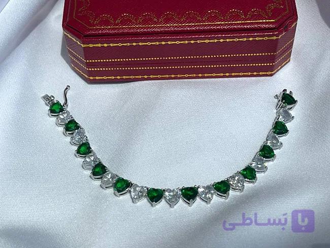 دستبند تنیسی طرح قلب سبز و نقره ای — تصویر 1