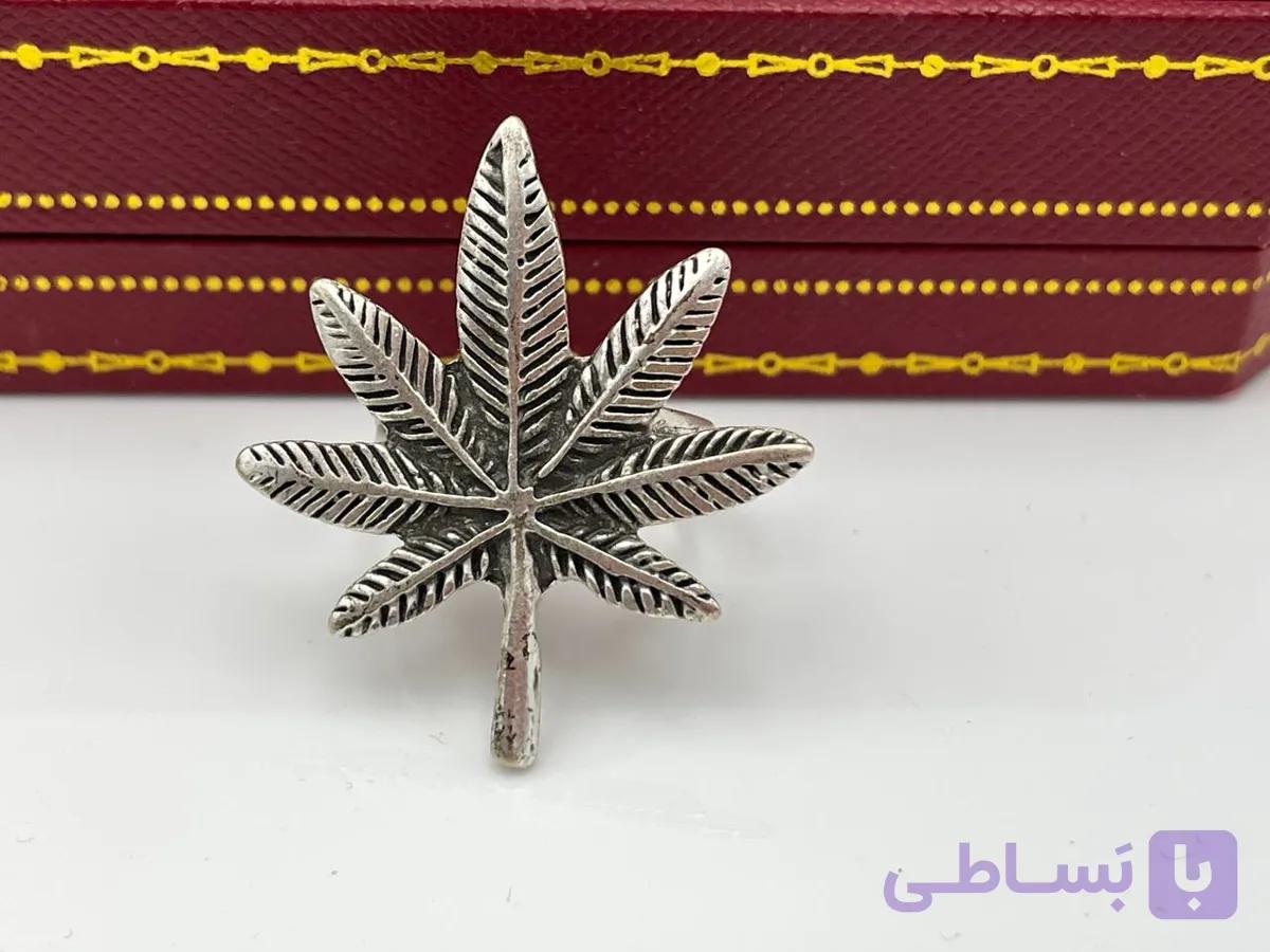 انگشتر طرح گل ورشو