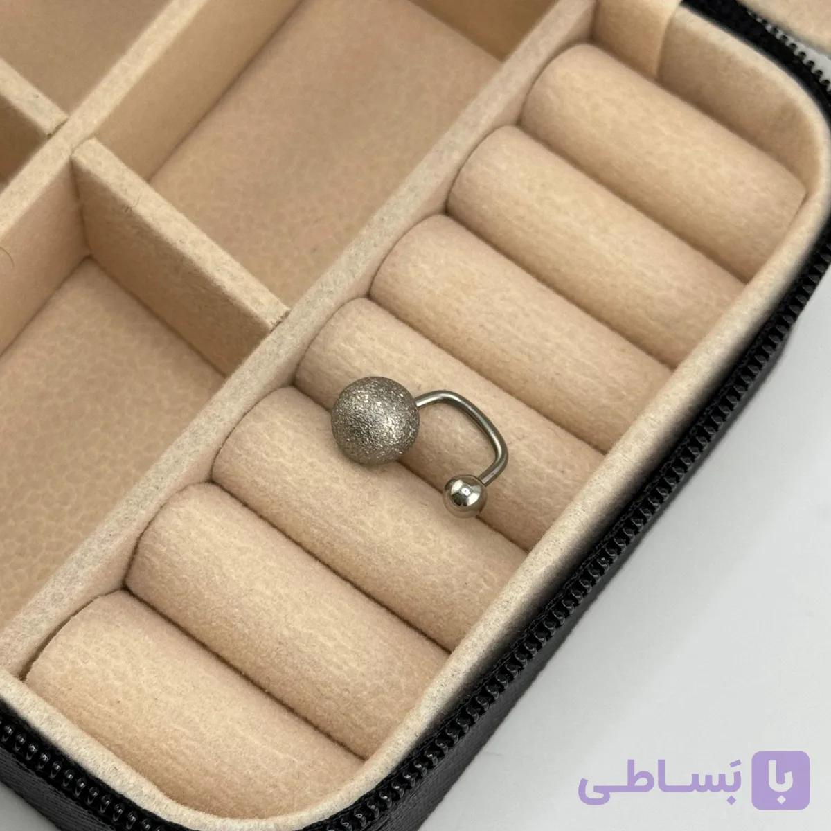 پیرسینگ ترقوه با گوی مات و طراحی شیک — تصویر 1