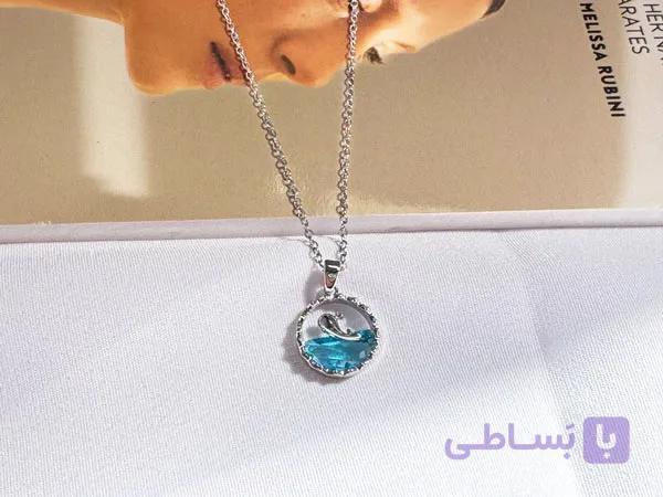 گردنبند دلفین روی آب — تصویر 1