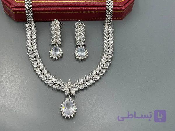 نیم ست نقره ای طرح جواهر — تصویر 1