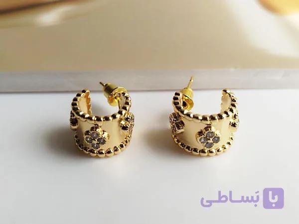 گوشواره ونکلیف میخی نگین دار شیک — تصویر 1