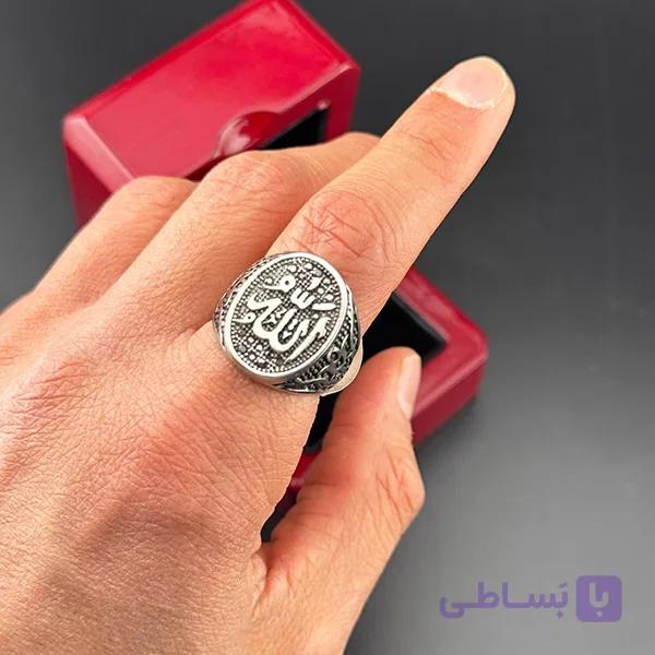 انگشتر مردانه الله نگین‌کاری شده — تصویر 1