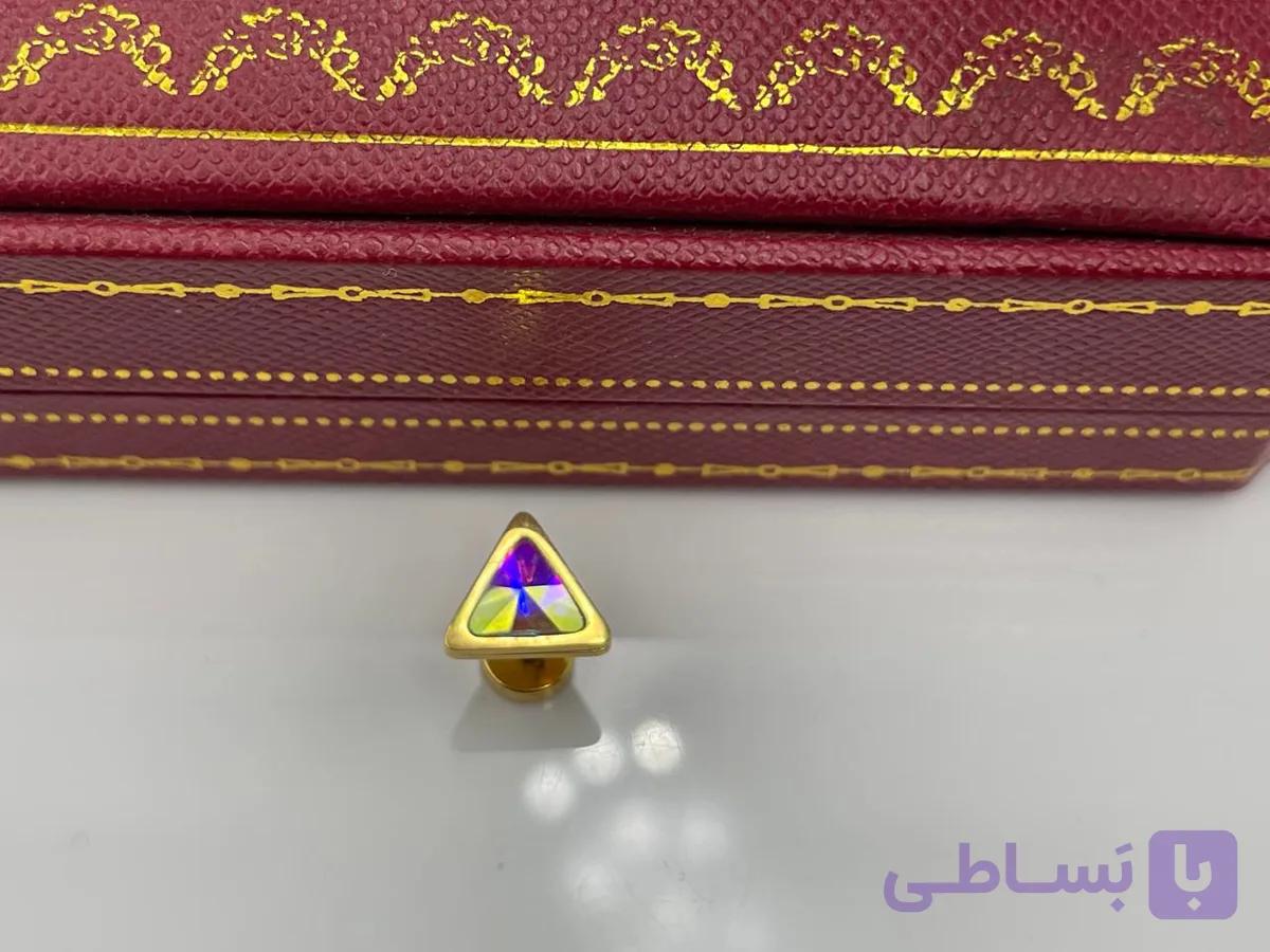 پیرسینگ گوش طرح مثلث — تصویر 1