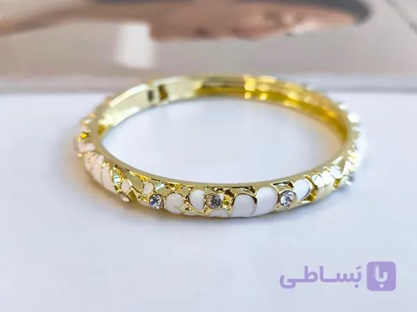 دستبند میناکاری سفید طلایی دخترانه کد 10370 — تصویر 1