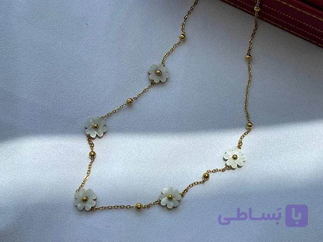 گردنبند طرح گل صدفی با کیفیت — تصویر 1