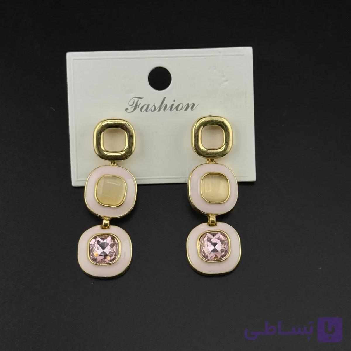 گوشواره آویزی سه‌تکه هندسی با نگین صورتی — تصویر 1