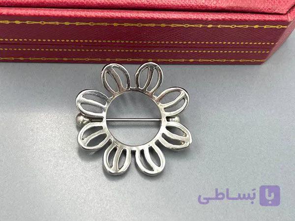 پیرسینگ طرح گل نقره ای — تصویر 1