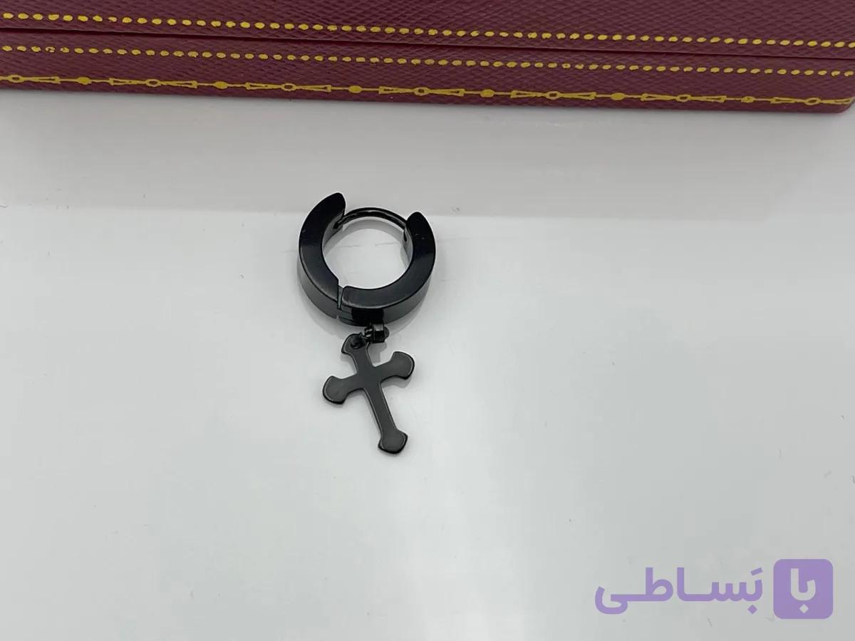 پیرسینگ صلیب مشکی حلقه ای