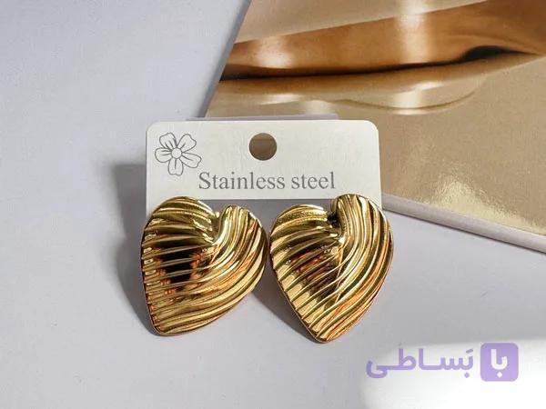 گوشواره طرح قلب مینیمال طلایی — تصویر 1