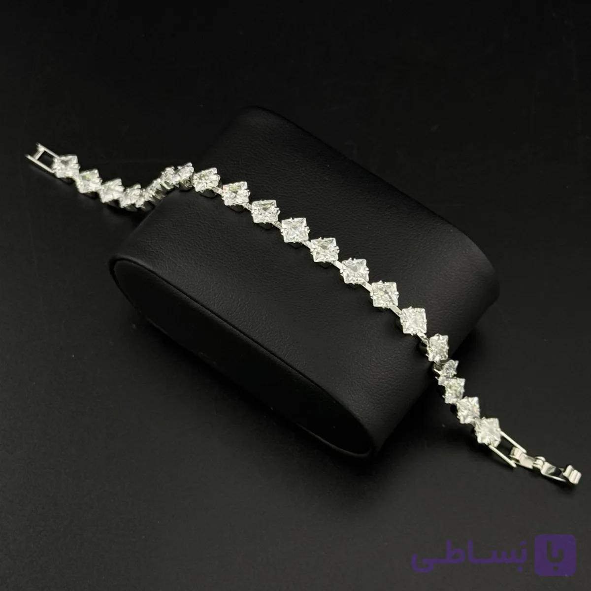 دستبند تنیسی زنانه طرح پرنسس — تصویر 1