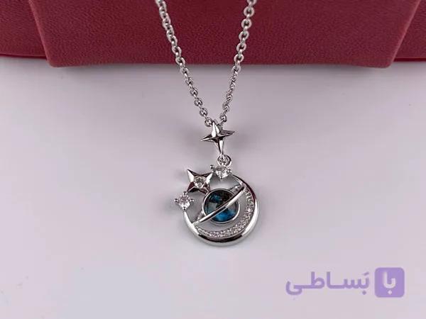 گردنبند سیاره زحل نگین دار — تصویر 1