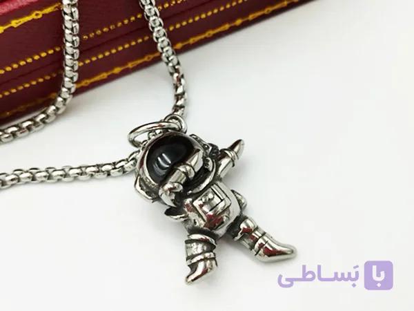 گردنبند نقره ای مدل فضانورد کد A06 — تصویر 1