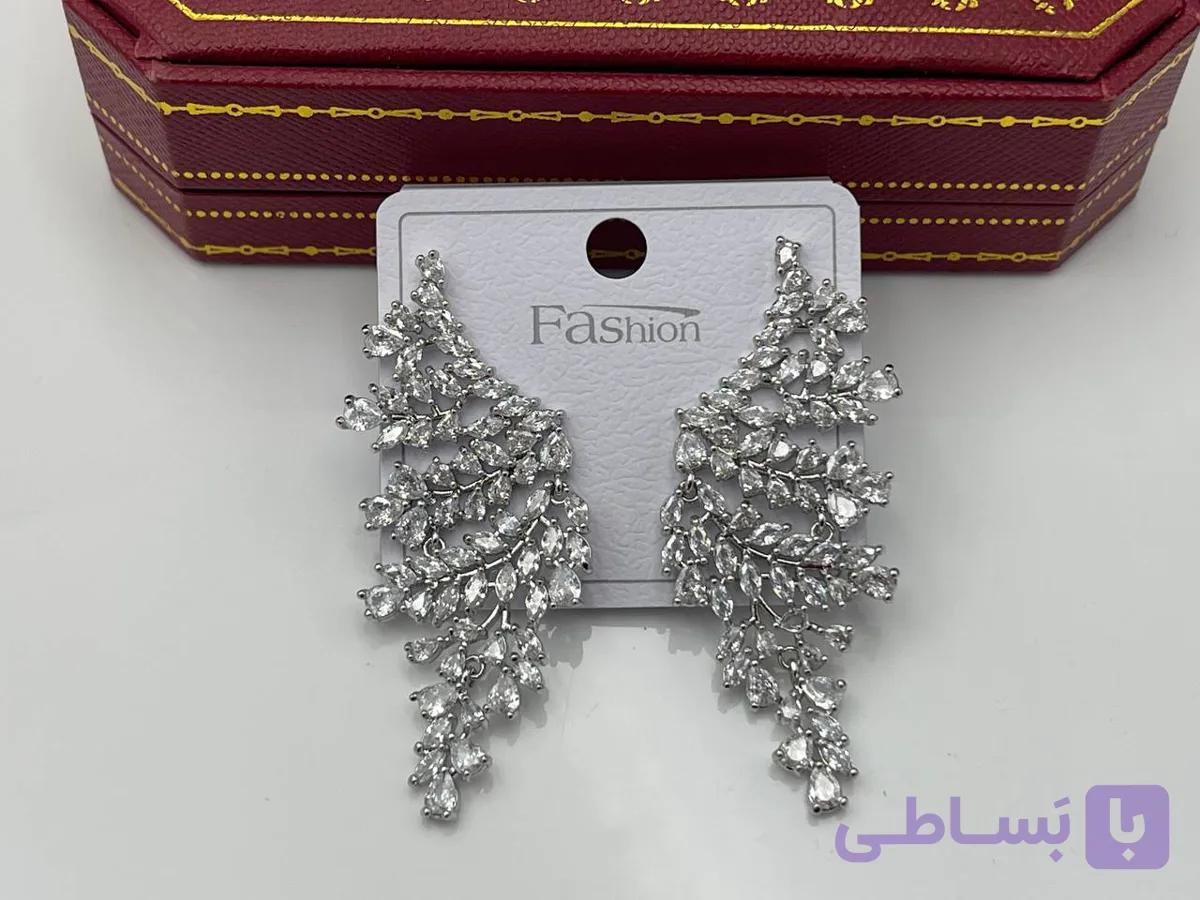 گوشواره مجلسی نگینی طرح بال فرشته — تصویر 1