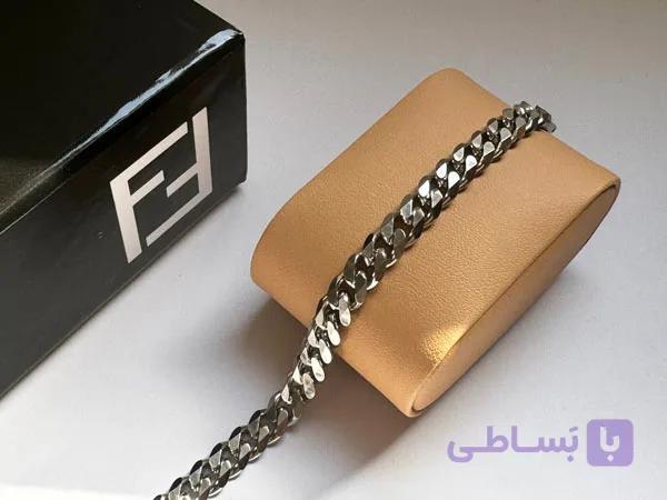 دستبند کارتیر نقره ای با قفل کتابی — تصویر 1