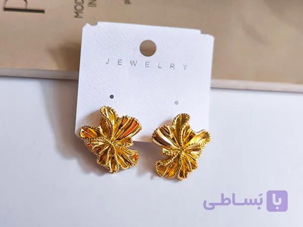 گوشواره طرح گل رنگ ثابت — تصویر 1