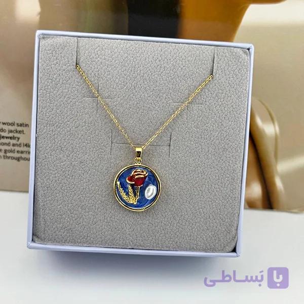 گردنبند رز قرمز و مروارید — تصویر 1